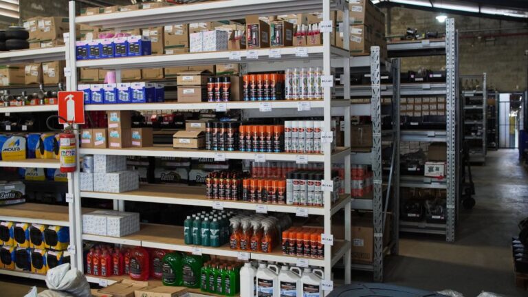 Estoque sob demanda: como ter peças sempre à mão sem precisar estocar tudo internamente